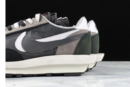 White Anthracite Black LD Sacai BV0073-001 Nike Waffle 0719